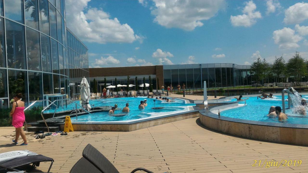 Mary Central Appartaments Bucureşti Ngoại thất bức ảnh