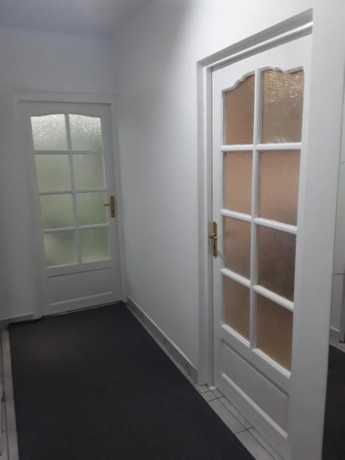 Mary Central Appartaments Bucureşti Ngoại thất bức ảnh